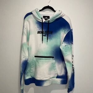 Hollister Men's Sweater in Blue and White Gradient